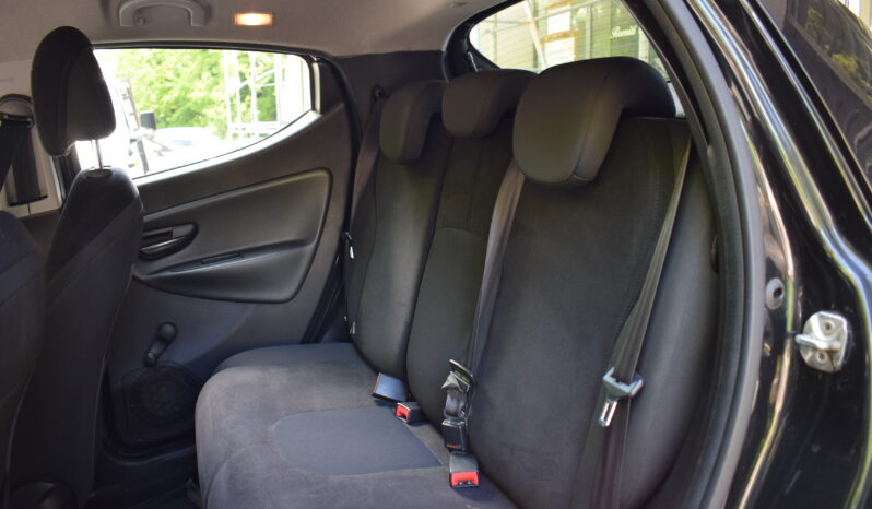 Lancia Ypsilon 2013 pieno